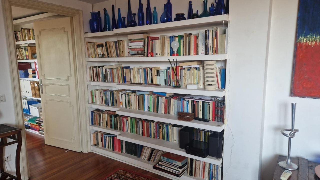 Casa Di Libri - Delizioso A 10 Min Da Trastevere * Rom